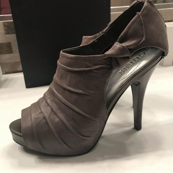 Guess Juliet Leather Shoes Sandals Heels Size 7 - Picture 3 of 8